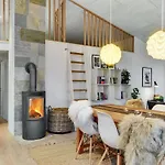 Lika - 25m To The Fjord By Interhome