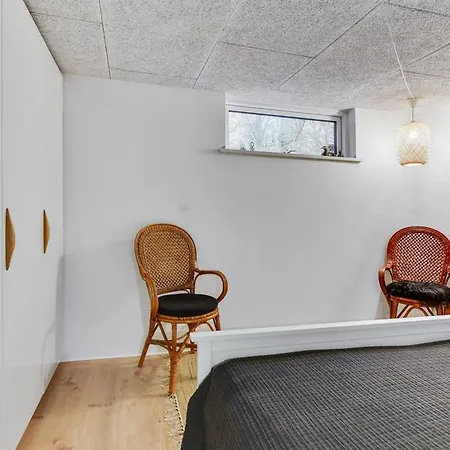 Lika - 25m To The Fjord By Interhome بيت للعطل