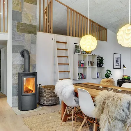 Lika - 25m To The Fjord By Interhome