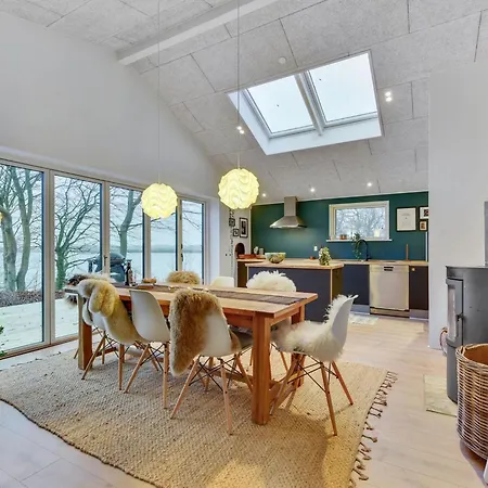 Lika - 25m To The Fjord By Interhome بيت للعطل نُوابورغ