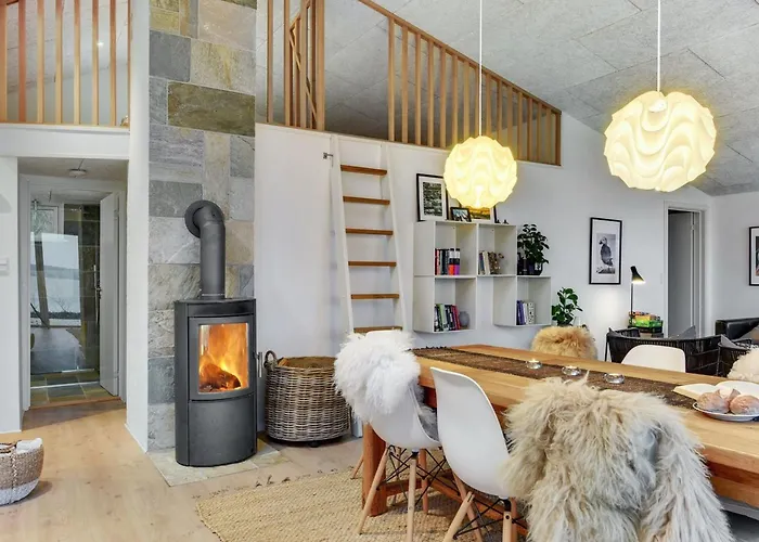 Lika - 25m To The Fjord By Interhome