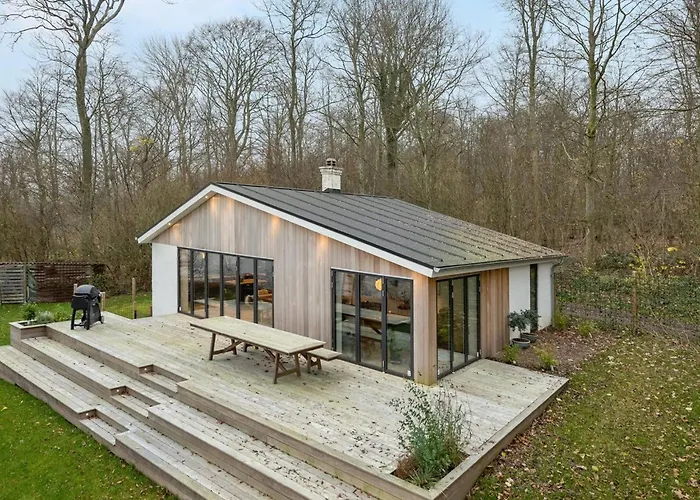 Lika - 25m To The Fjord By Interhome *